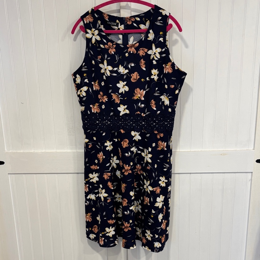 Owin beautiful, sleeveless, navy blue, Floral Midi Dress size 2X